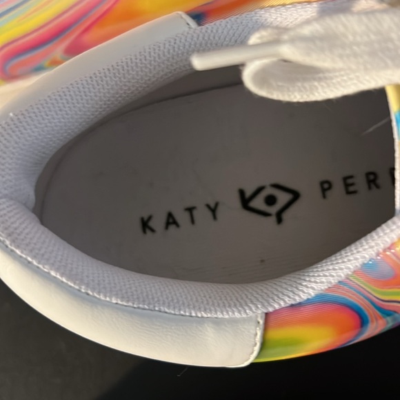 Bundle of Two Shoes - Picture 8 of 8